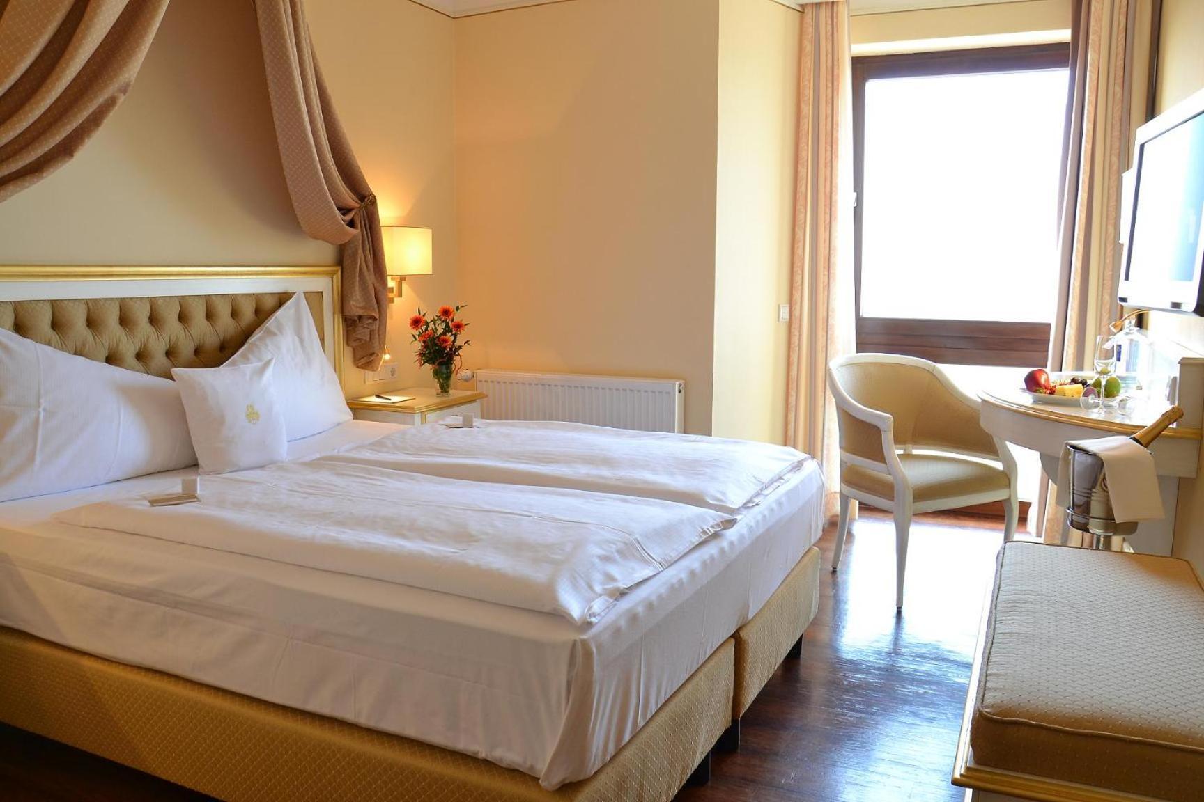 Burghotel Staufenberg Staufenberg  Esterno foto