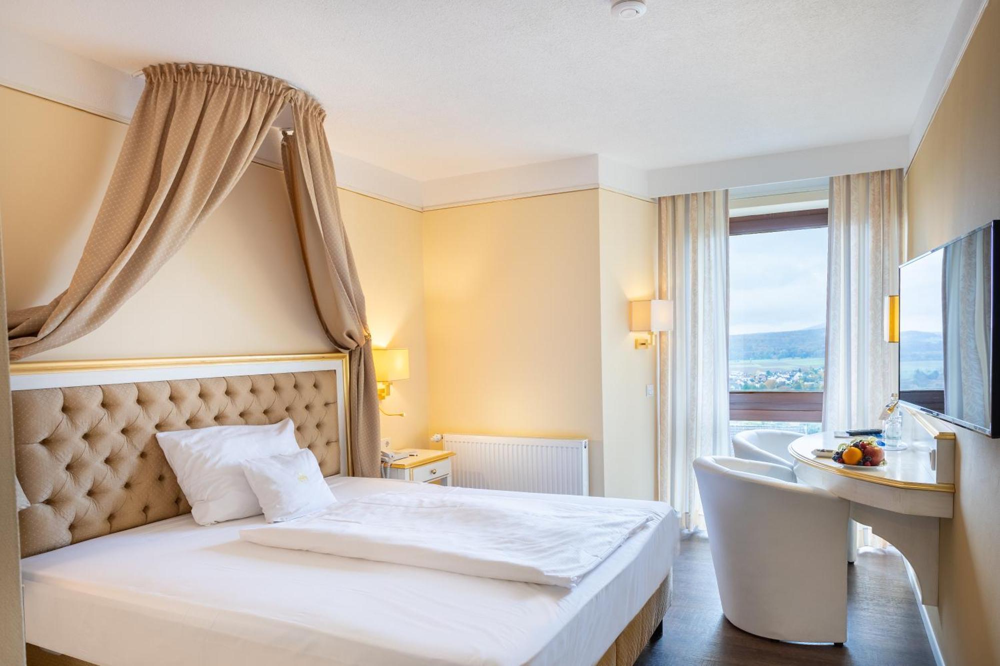 Burghotel Staufenberg Staufenberg  Esterno foto