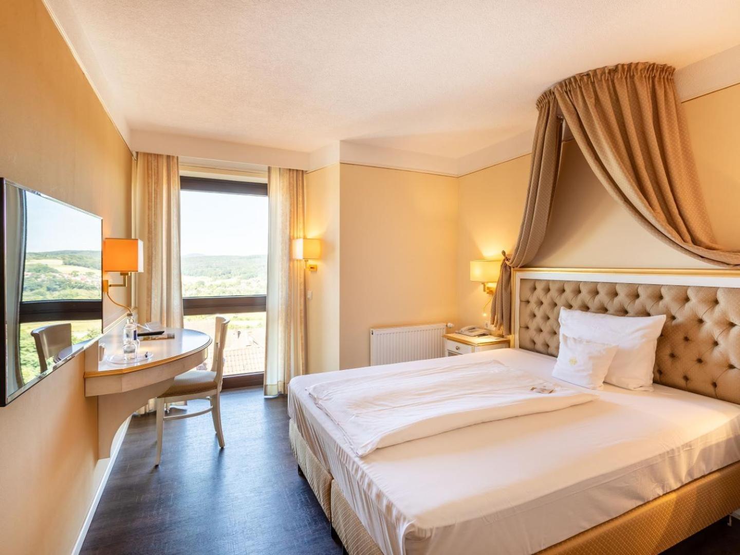 Burghotel Staufenberg Staufenberg  Esterno foto