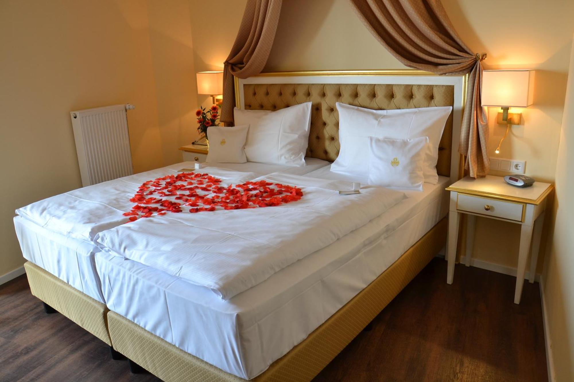 Burghotel Staufenberg Staufenberg  Esterno foto