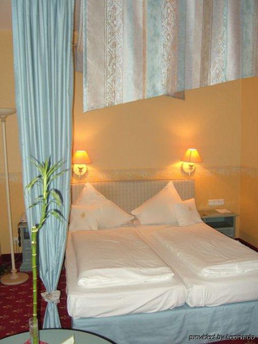 Burghotel Staufenberg Staufenberg  Camera foto